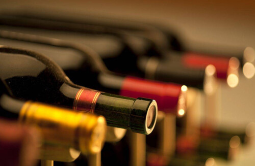 5-Passaggi-fondamentali-per-conservare-le-bottiglie-di-vino-in-casa-1